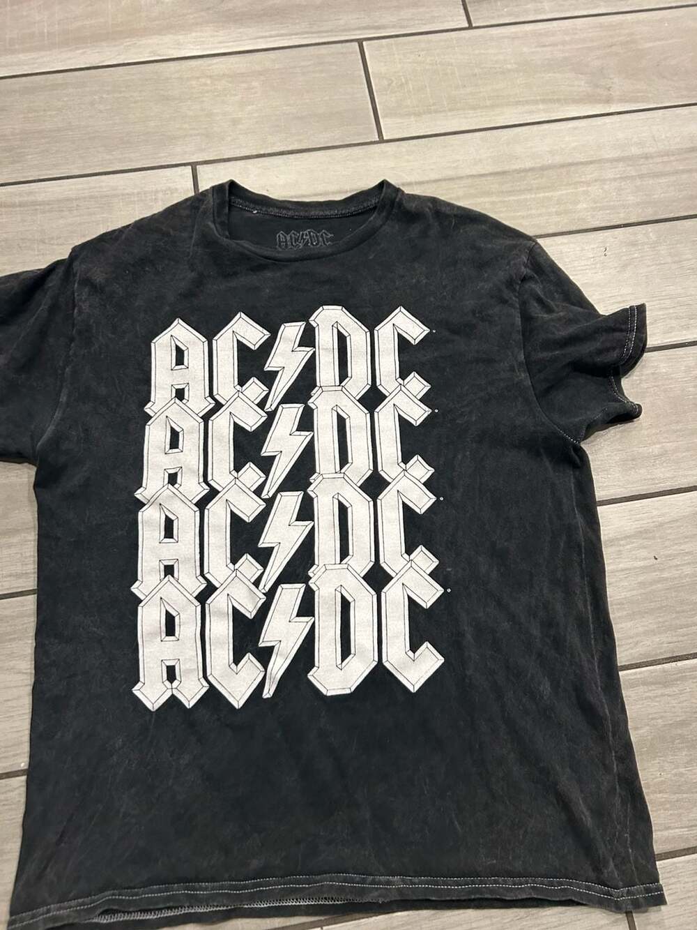 AC/DC Back In Black 2010 Black Graphic T-Shirt Sz L